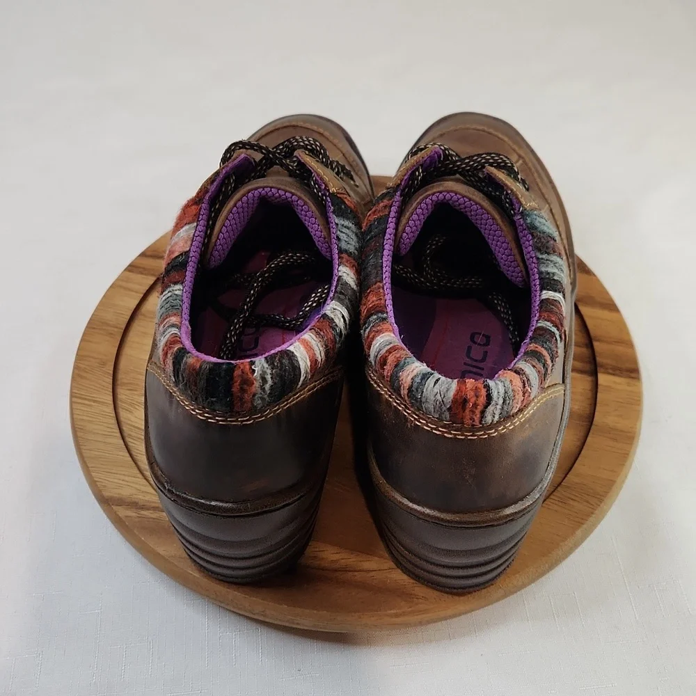 Bionic Gervais Platform Wedge Oxfords. Size 8
